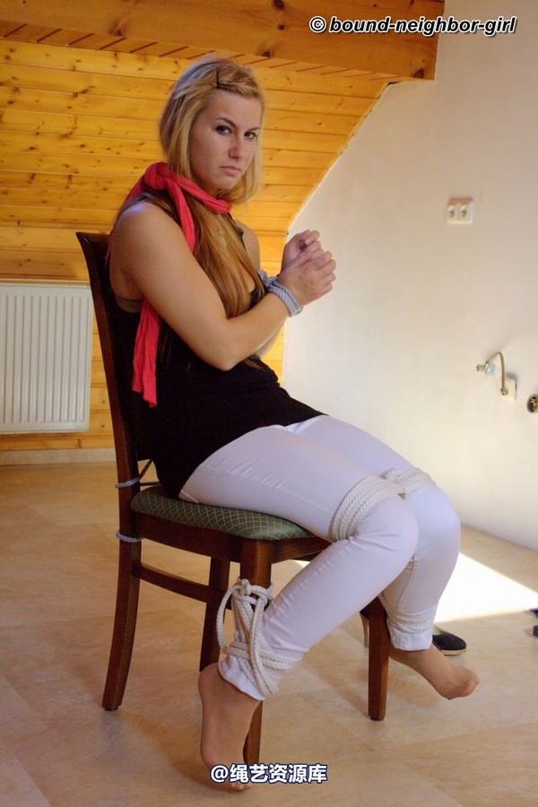 bound-neighbor-girl - Vera - Tied to the chair and the wife being selftied 第 3 张图片