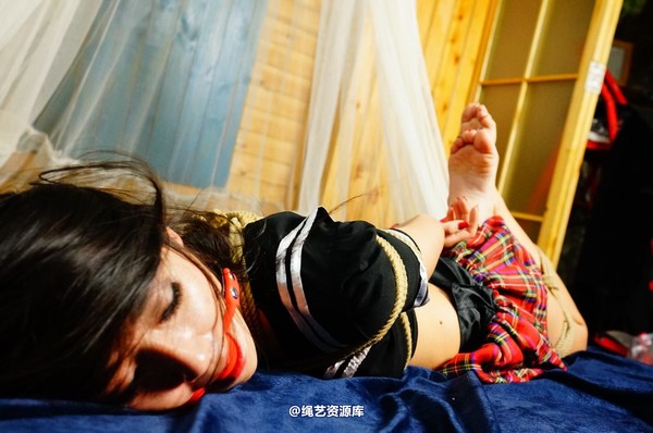 dk13美束馆 - 9.19-红袖黑水手服D-122P 第 41 张图片