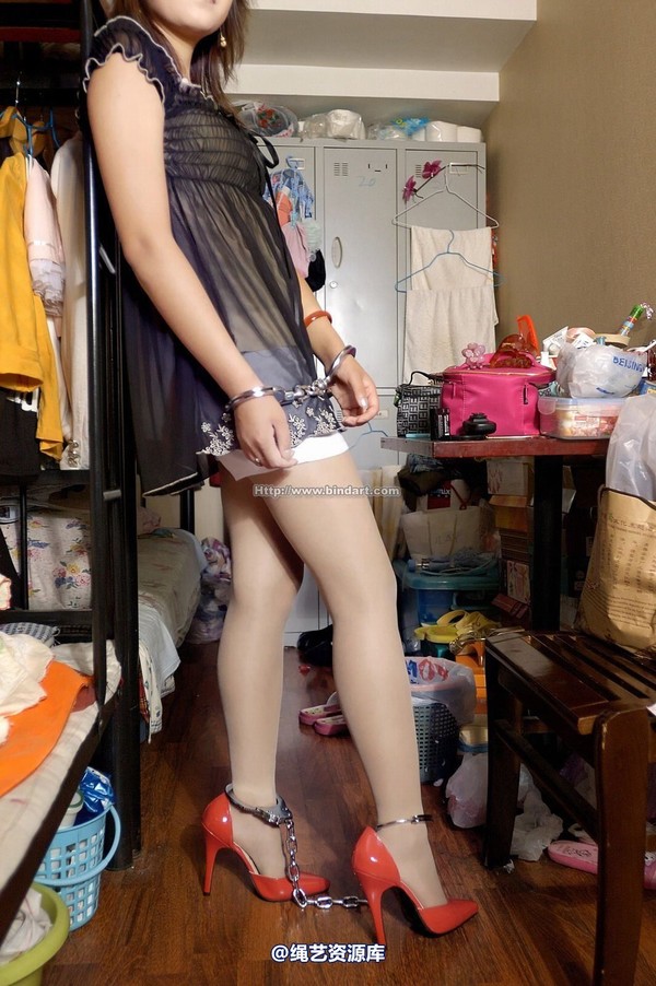 丽柜美束 - 2007-07-10 第 24 张图片
