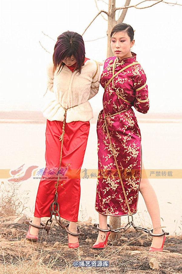 雅俗阁 - 20060331新太行采风---雪儿、雅柔旗袍合拍 第 132 张图片