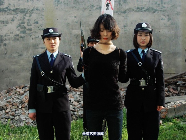 mj影视 - 林晓青‘毒枭’大姐大2-2013-04-28 第 1 张图片