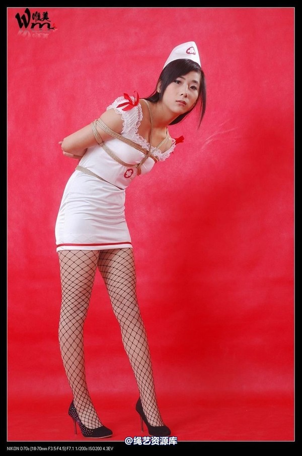 唯美之家 - 2008-11-01紫轩护士制服1 第 39 张图片