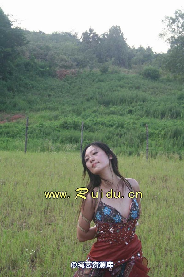 锐度主张 - 20070818第29期 宝宝草地漫舞图片 第 169 张图片