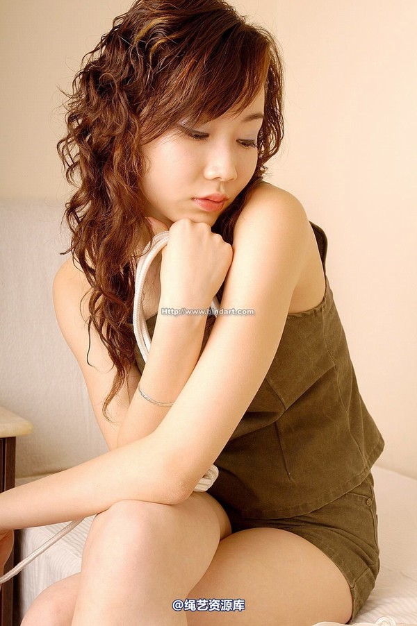 丽柜美束 - 2005-11-05 第 7 张图片