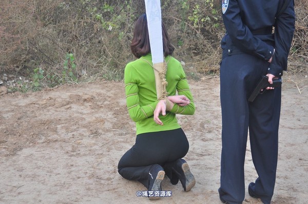 mj影视 - 影林樵夫 红颜车模 刑场 第 17 张图片