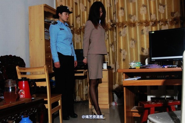 mj影视 - 倾心职务犯罪－押解绳-2013-03-28 第 446 张图片