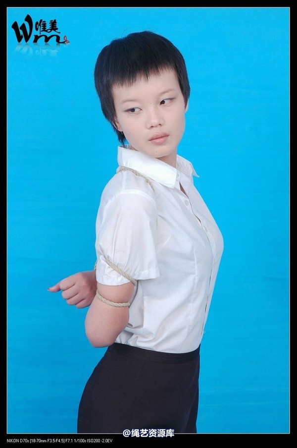 唯美之家 - 09-8-4嫣蓉制服 第 18 张图片