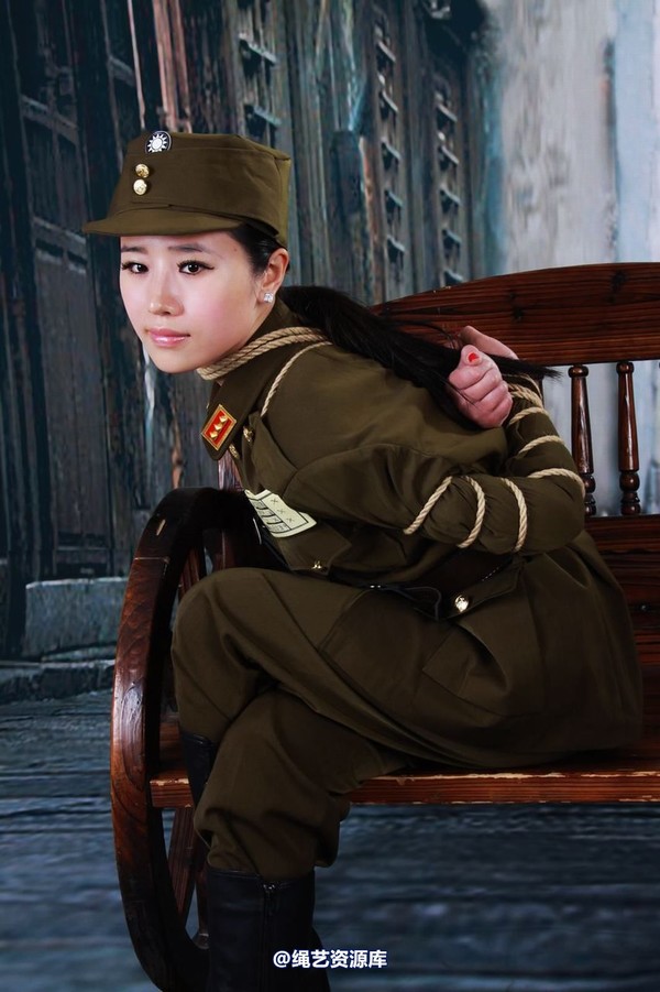 神艺缘 - 235-美式女制服 第 9 张图片