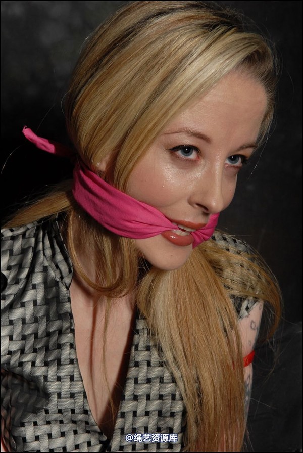 simplytied - Show your seams 第 25 张图片