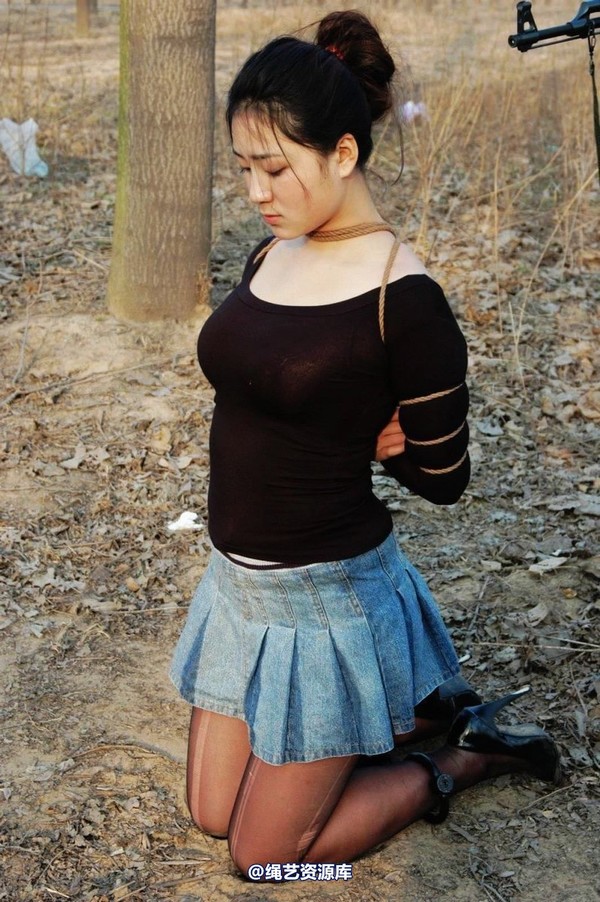 mj影视 - 2013-3-4陈沫踏青 黑丝美女最终的不归路 第 29 张图片