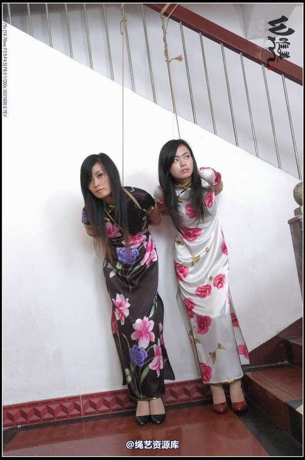 唯美之家 - 2008-09-24小妖琪琪旗袍绳艺 第 93 张图片