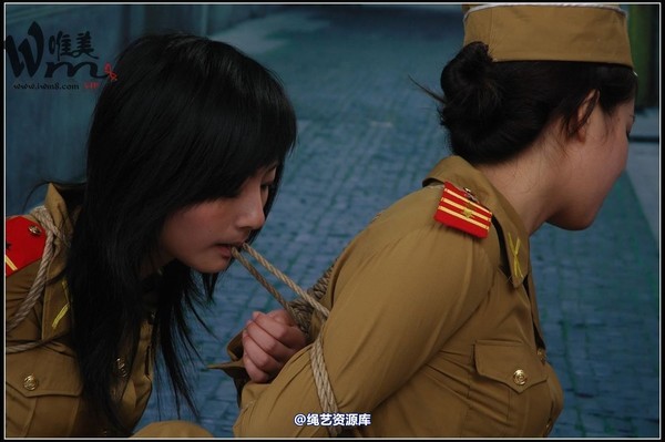 唯美之家 - 08-05-07特务 第 240 张图片
