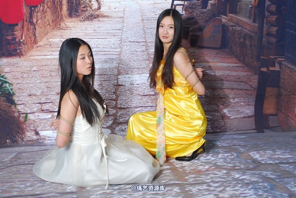 唯美之家 - 明美和雅芙双缚 第 150 张图片