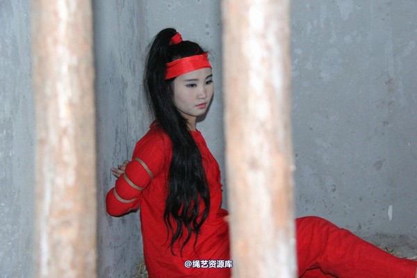 胜景山庄 - 223-盼盼红罪衣 第 18 张图片