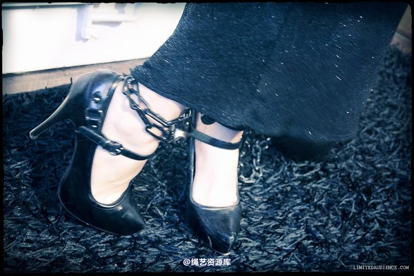 limitedaudience - 2013 elyssia in stocks 2 第 35 张图片