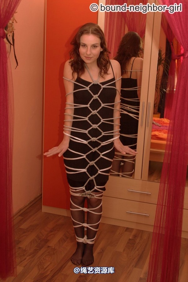 bound-neighbor-girl - Anastasia - At home, tied up part 1 第 16 张图片