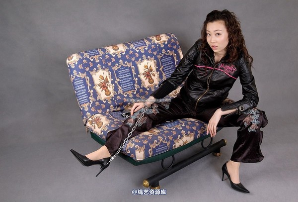 丽柜美束 - 2006-02-18 第 44 张图片