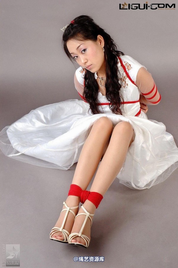 丽柜美束 - 2008-10-21 琳达 第 2 张图片