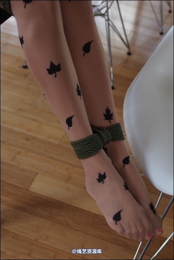 simplytied - Tights for Autumn 第 33 张图片