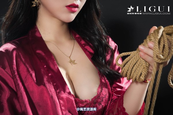 丽柜美束 - 2018-10-19 然情自缚 第 4 张图片