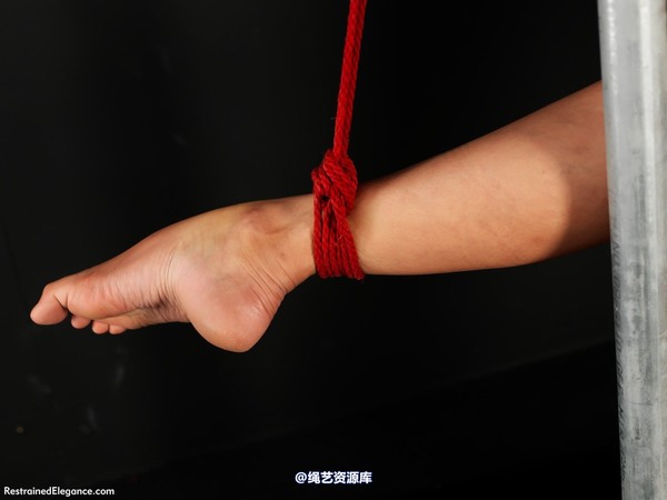 restrainedelegance - Here, Kitty, Kitty 第 41 张图片