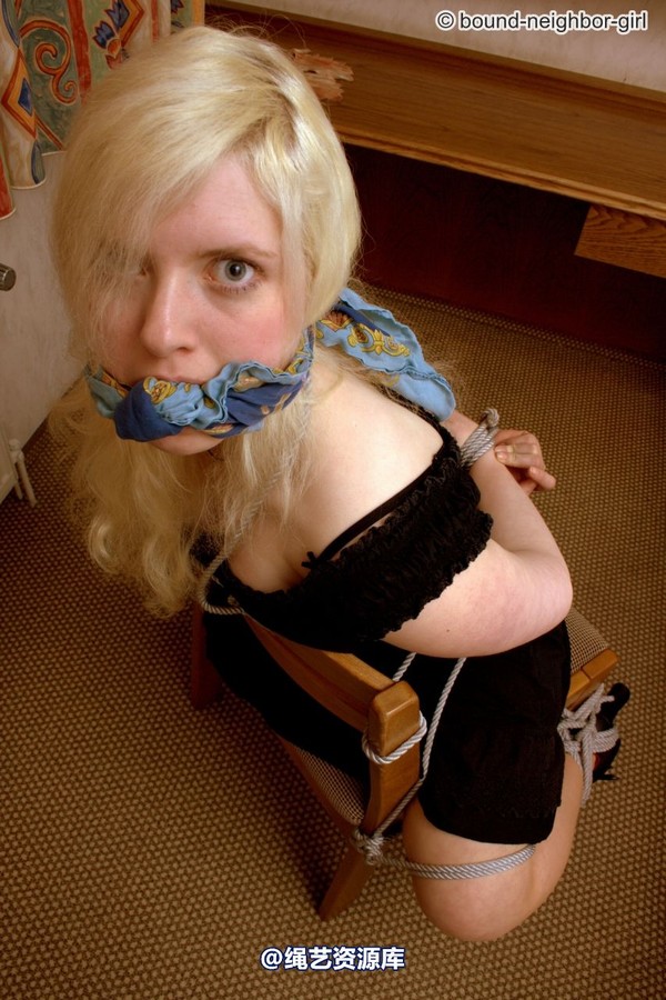 bound-neighbor-girl - Svenja - In Hotel Room tied 2 第 36 张图片
