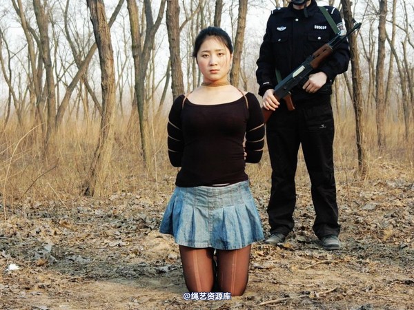 mj影视 - 2013-3-4陈沫踏青 黑丝美女最终的不归路 第 413 张图片