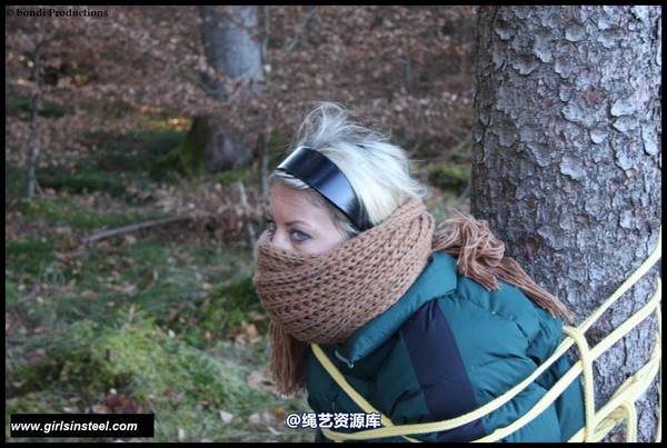 girlsinsteel - In the forest 第 42 张图片