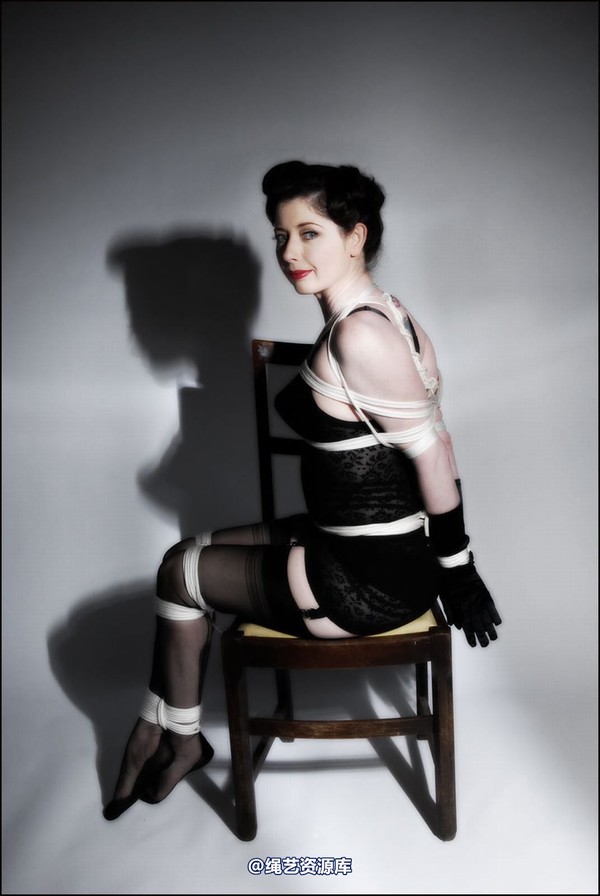 simplytied - 50s Girdle shoot 第 33 张图片