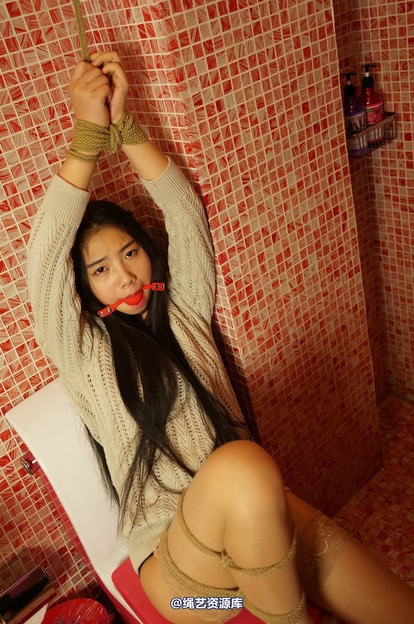 dk13美束馆 - 11.15-娃娃灰毛衣B-190P 第 13 张图片
