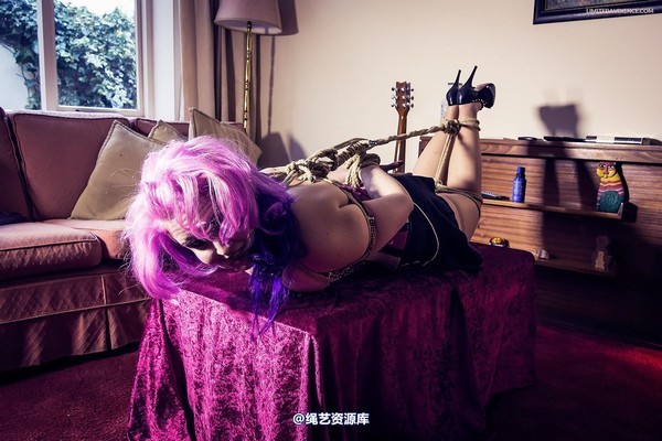 limitedaudience - 2013 assisted suicide hogtie centre piece 第 18 张图片