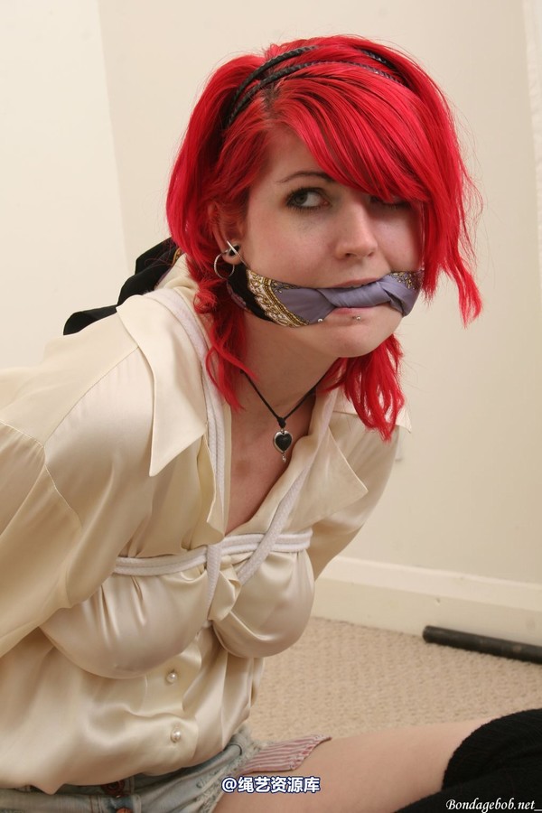 bondagebob - Emma J Black That pirate look! 第 33 张图片