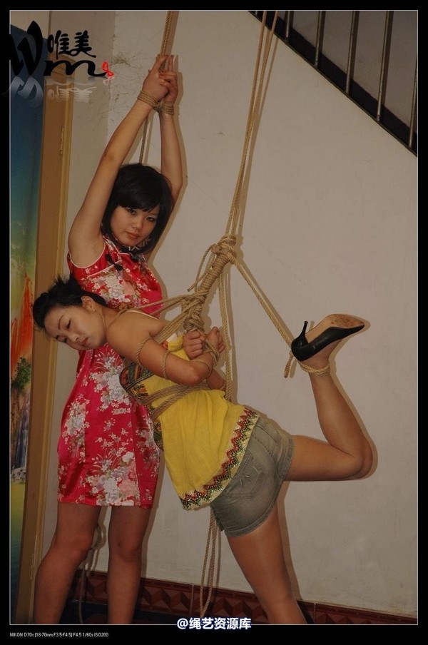 唯美之家 - 2009-6-12美女KB秀之姐妹旗袍 第 121 张图片