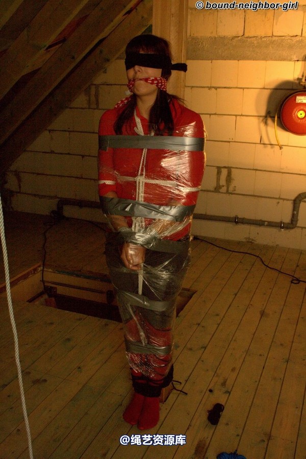 bound-neighbor-girl - Susan - Tied up in the Attic 2 第 40 张图片