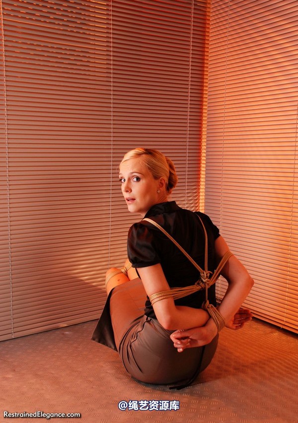 restrainedelegance - Tutorial Eric's idea 第 24 张图片