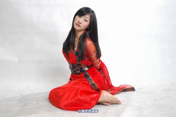 唯美之家 - 梦涵唐装 第 40 张图片