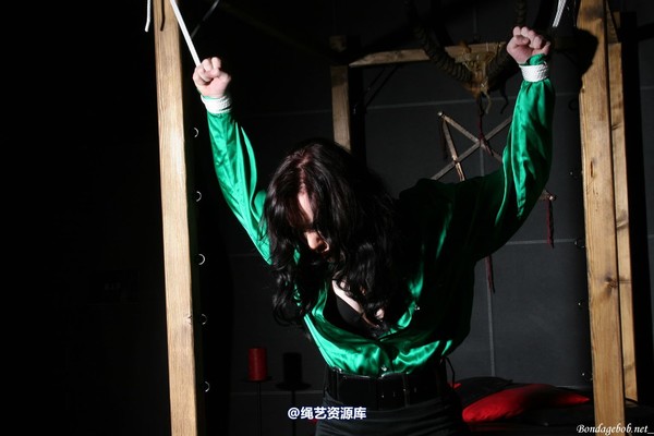 bondagebob - Morrigan In the spotlight 第 8 张图片