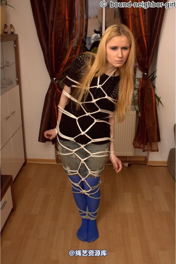 bound-neighbor-girl - Lavinia's Blind Date Part 2 第 11 张图片