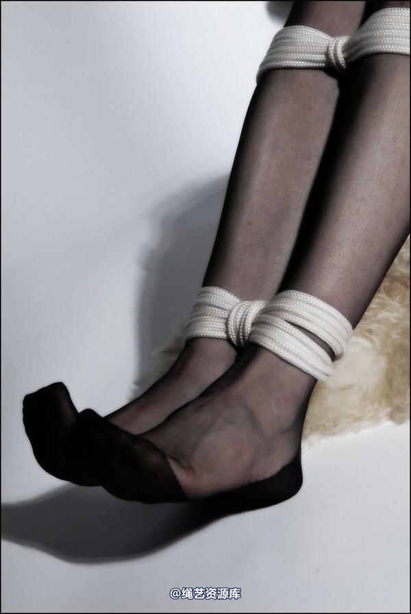 simplytied - 50s Girdle shoot 第 23 张图片