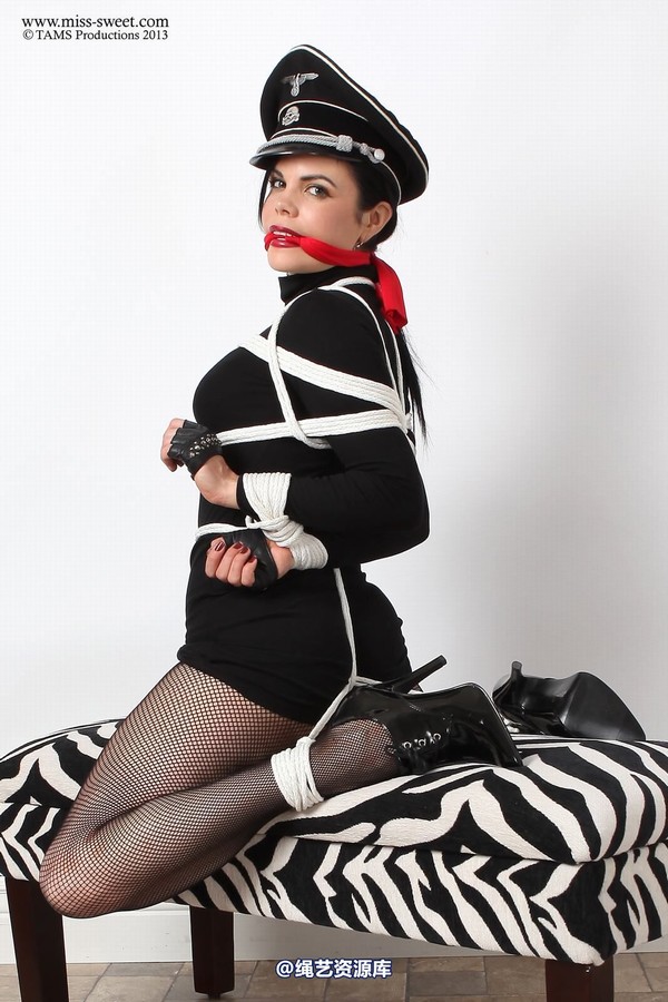 miss-sweet - THE COUNTESS ZEBRA BENCH CHAPTER 2 第 162 张图片