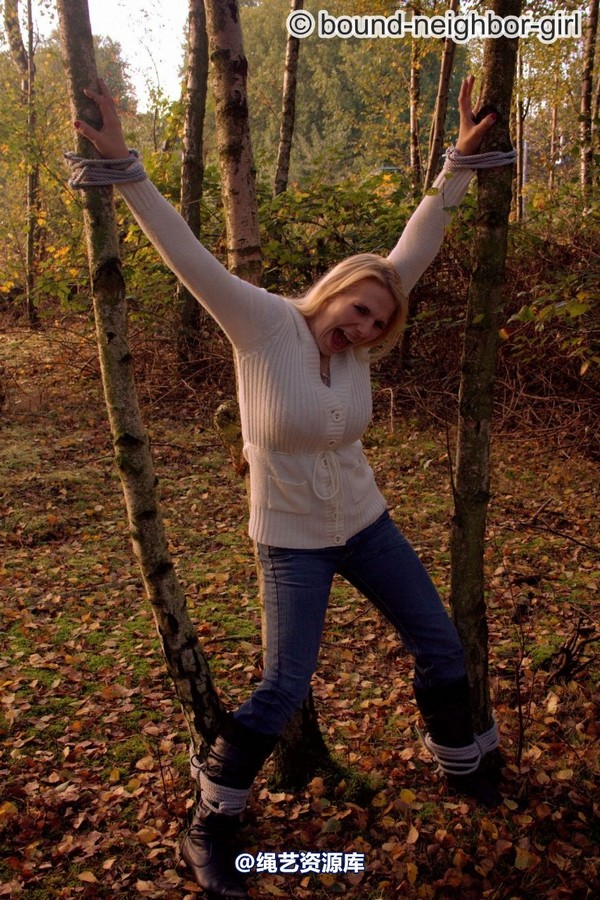 bound-neighbor-girl - Bambi - Tied up in the autumn woods Part 2 第 17 张图片