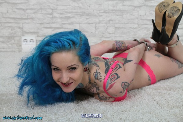 girlsinsteel - Tattoo girl hogtied with Irish 8 第 95 张图片