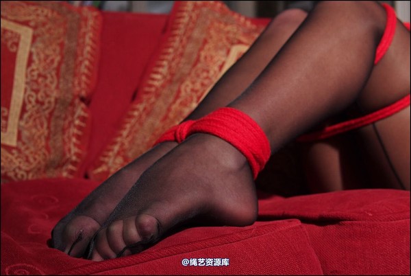 simplytied - Swim suit and seams 第 29 张图片
