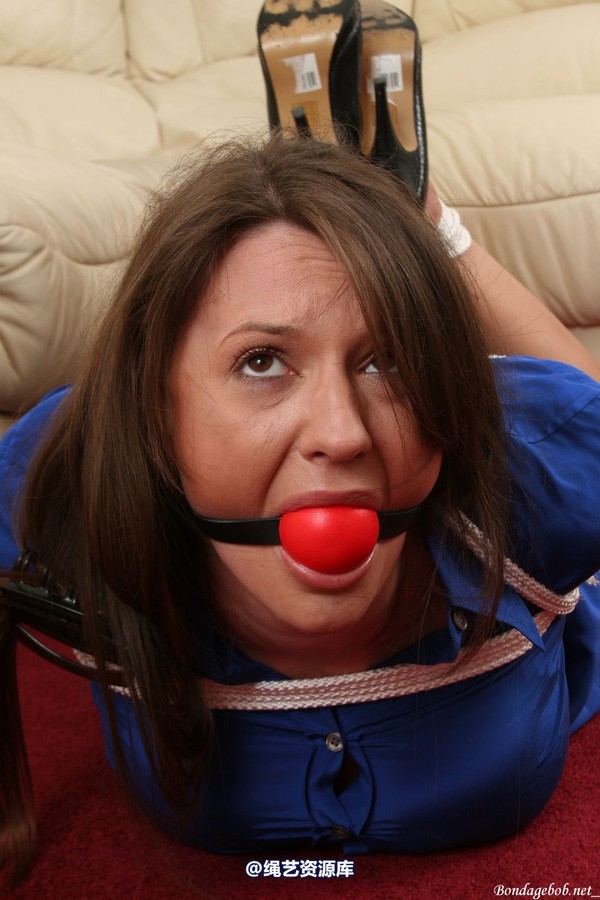 bondagebob - Sapphire THIS is a ball gag 第 75 张图片