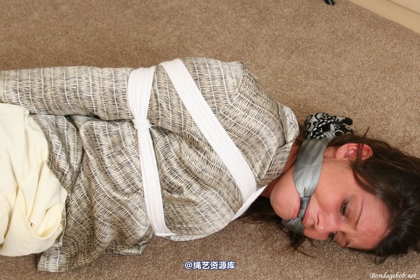 bondagebob - Gizzy Hogtied 第 157 张图片