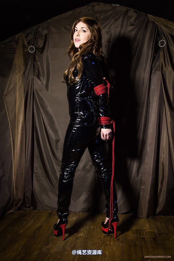 limitedaudience - 2013 trisha strict catsuit strappado 第 4 张图片