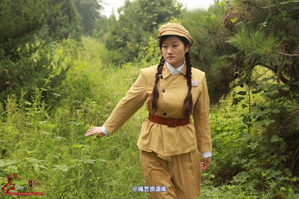 红豆的天空 - 一组解放军装的拍摄花絮 第 198 张图片