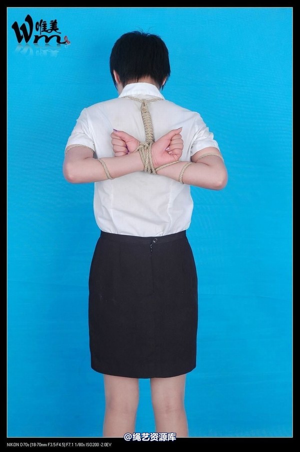 唯美之家 - 09-8-4嫣蓉制服 第 8 张图片