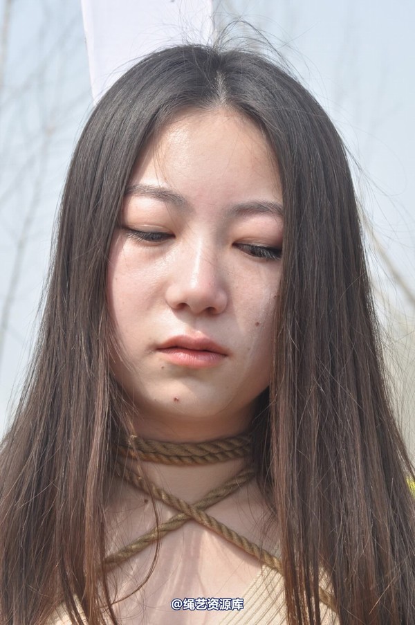 mj影视 - 车模梅晓雯 第 210 张图片