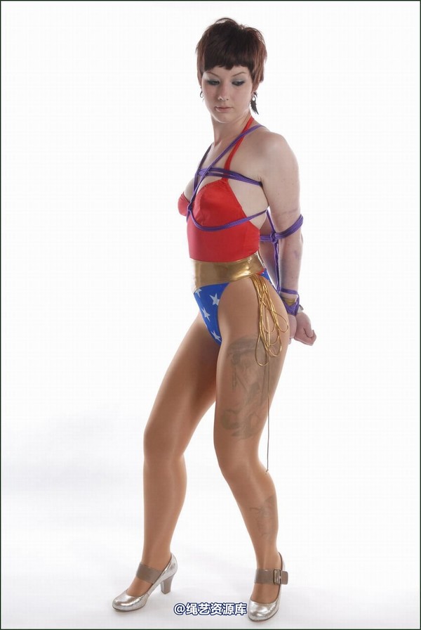 simplytied - Alt Wonder Woman 第 8 张图片
